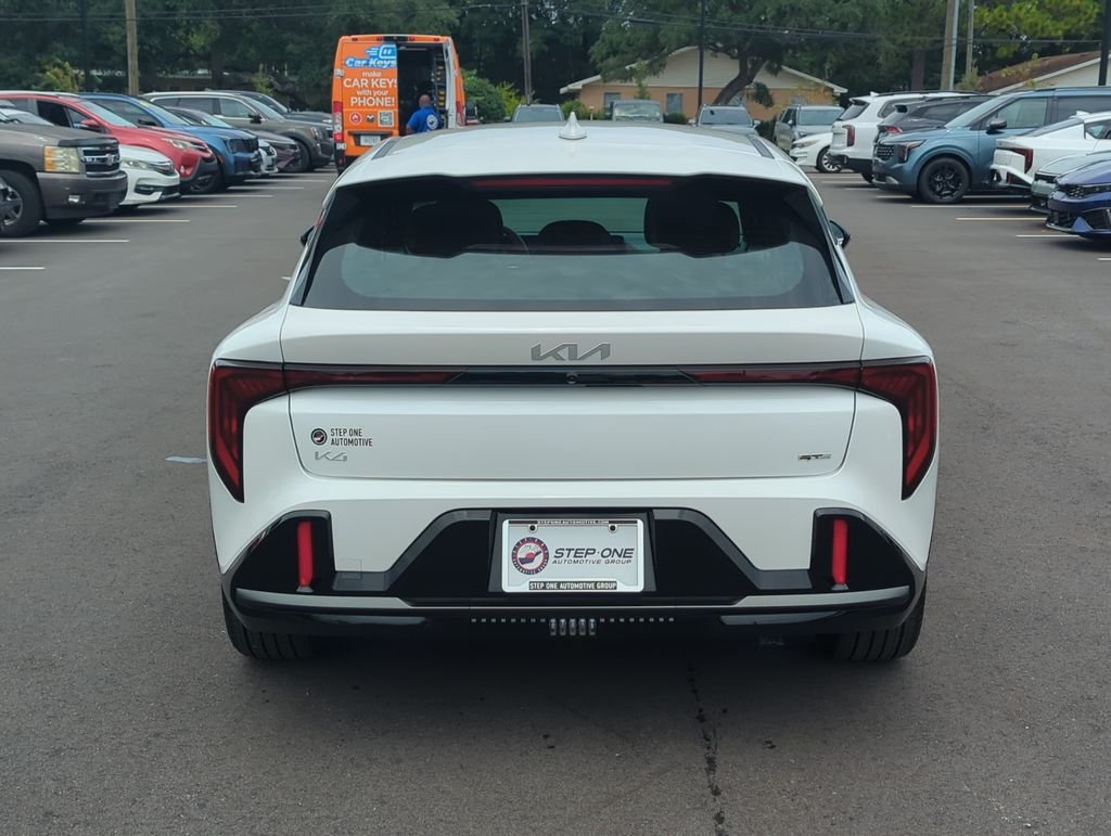 New 2026 Snow White Pearl Kia GT-Line image 6