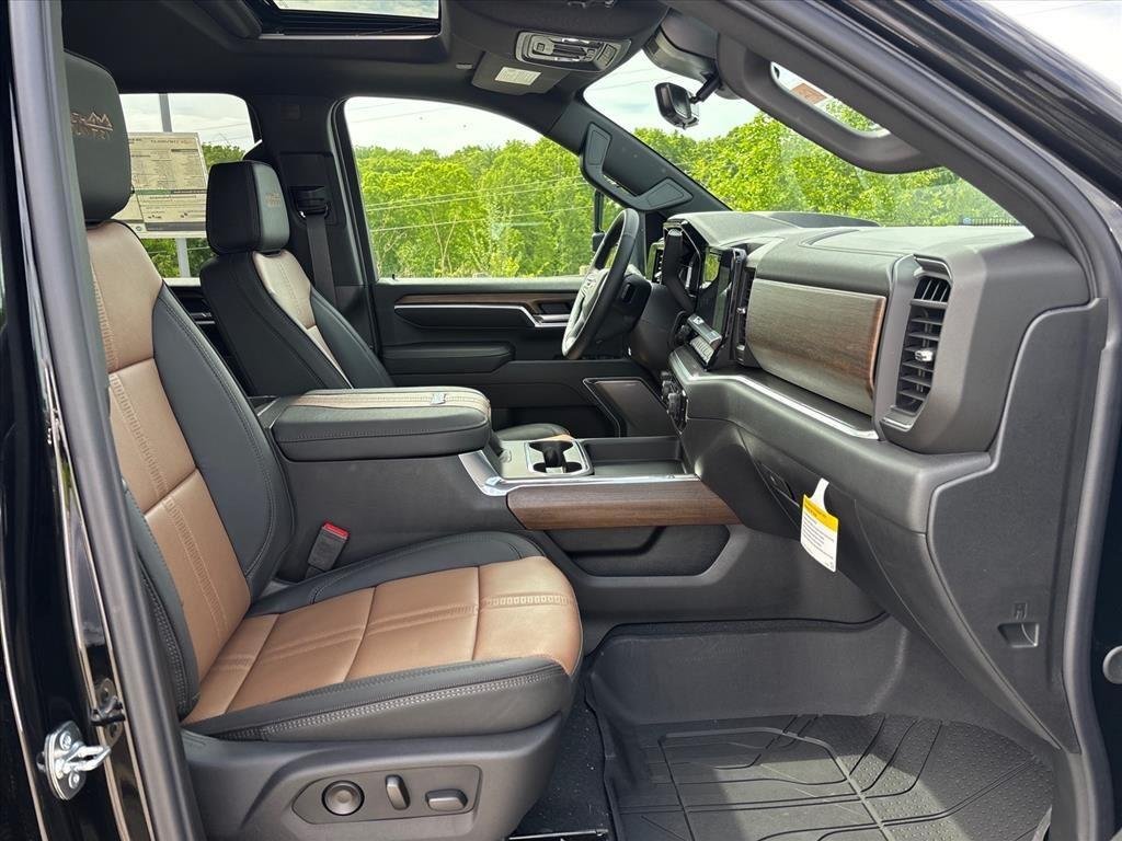 New 2026 Black Chevrolet High Country DRW image 30