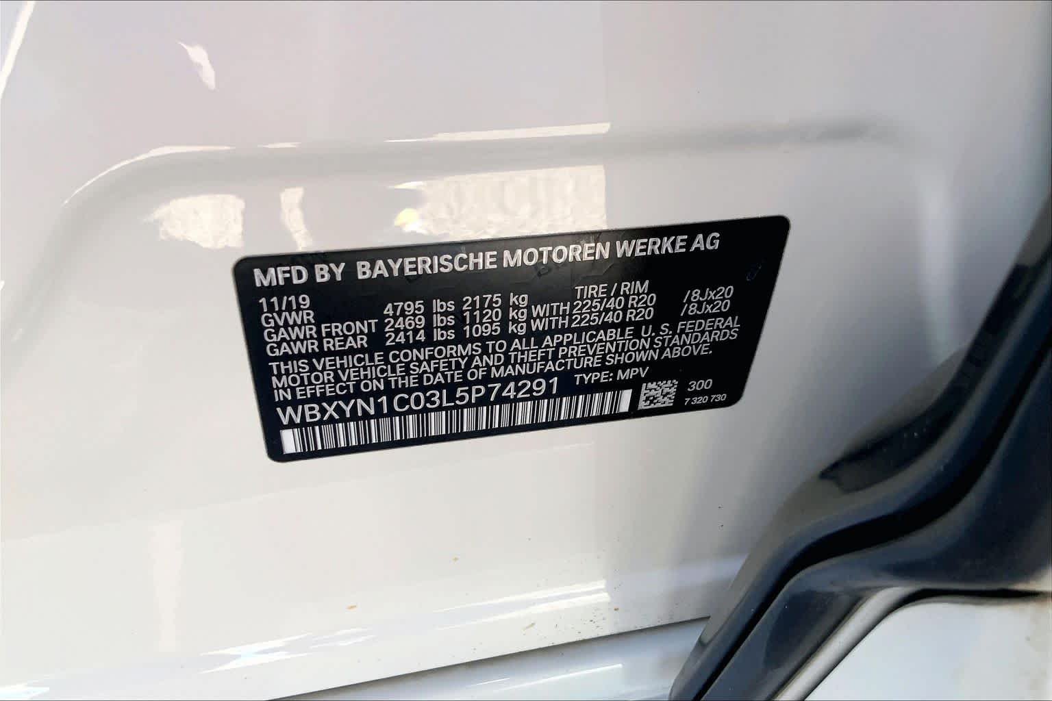 Used 2020 Alpine White BMW M35i image 36