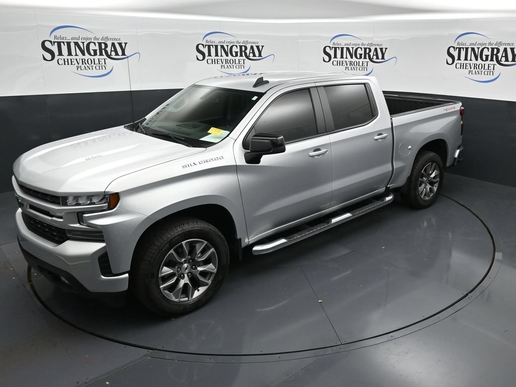 Used 2021 SILVER ICE METALLIC Chevrolet RST image 20