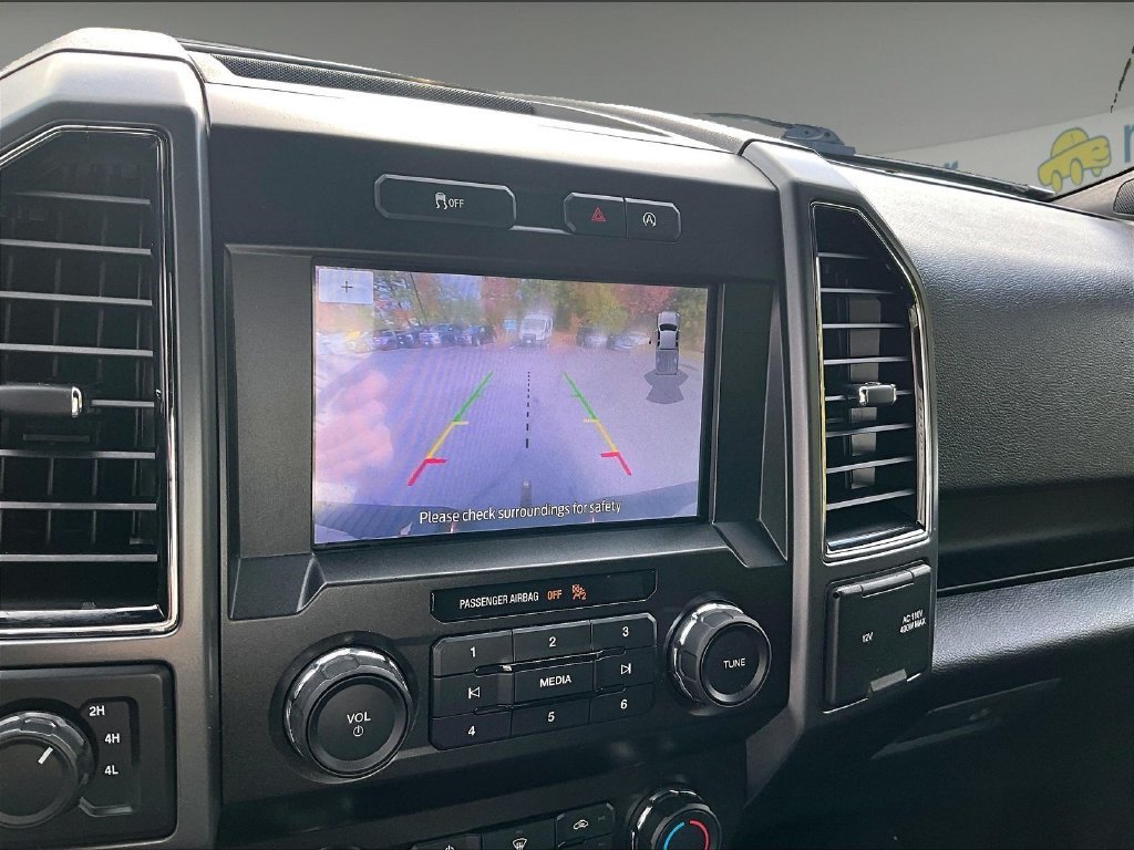 Used 2020 Black Ford XLT image 19