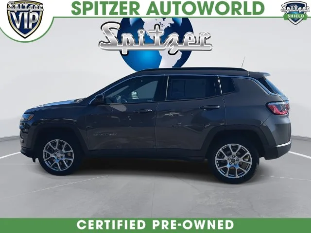 Used 2024 Gray Jeep Latitude Lux image 7