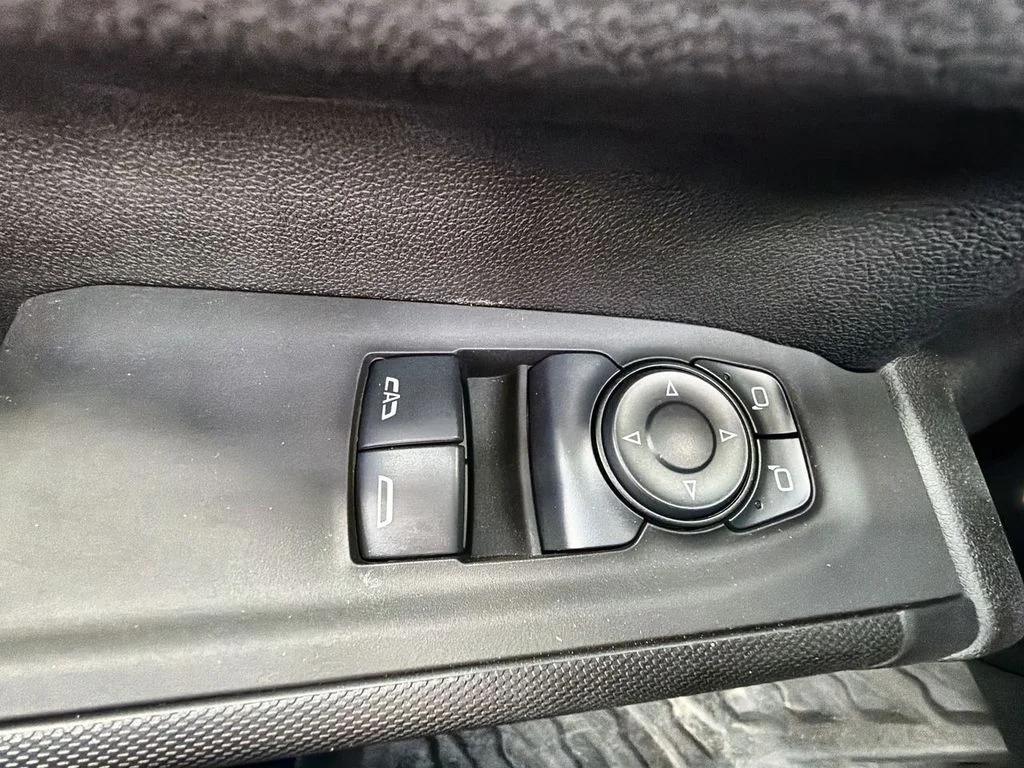 2025 GMC Sierra 3500HD Pro - Photo 22