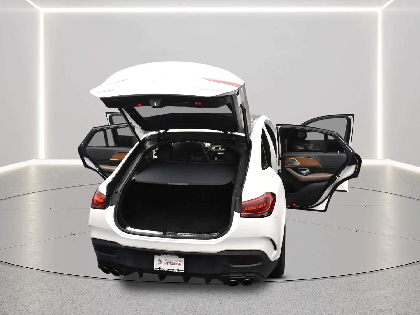 Used 2022 Polar White Mercedes-Benz AMG® GLE 53 image 8