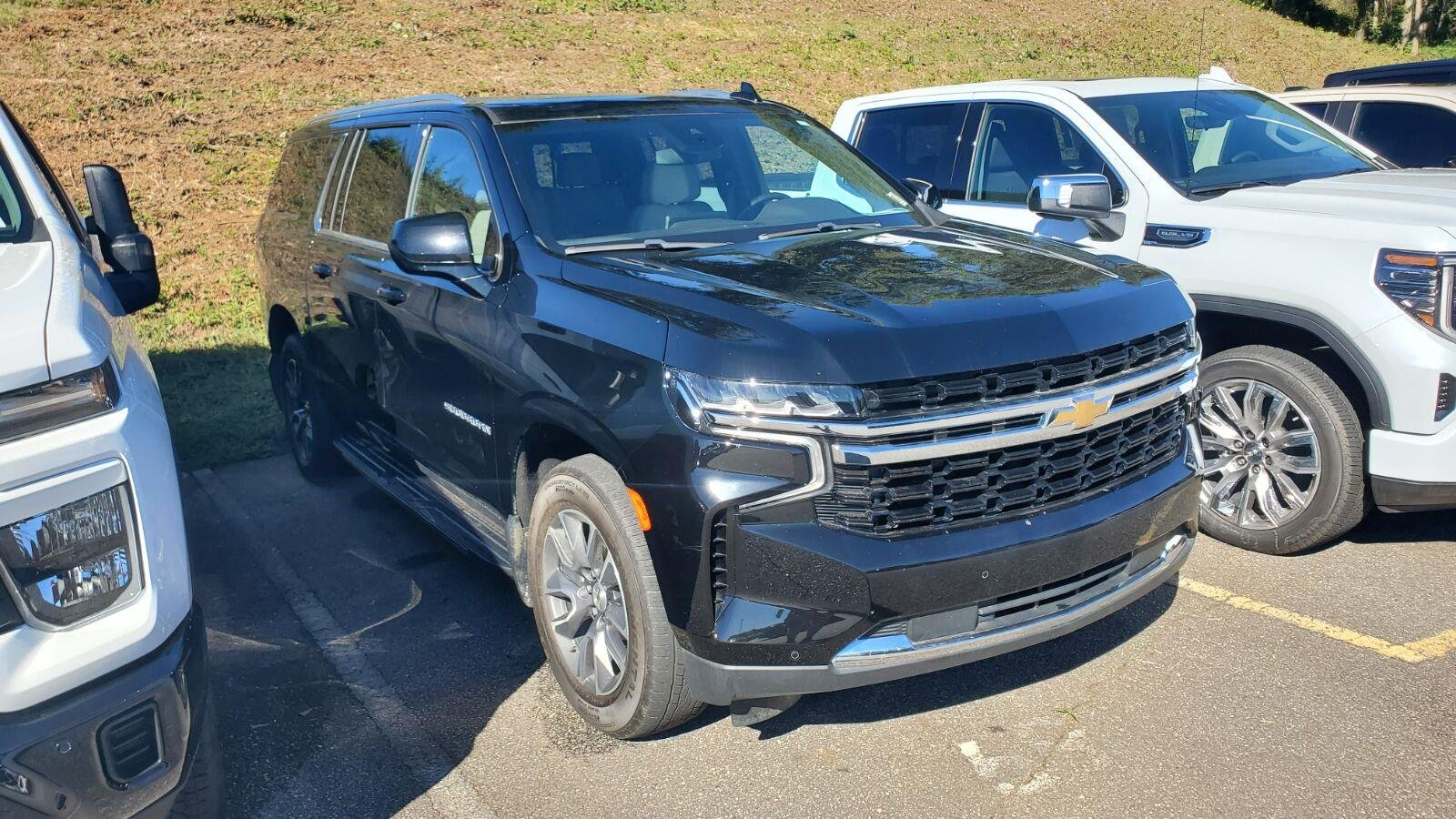 Used 2023 BLACK Chevrolet LS image 2