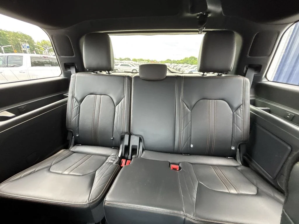 Used 2024 Black Ford Platinum image 27
