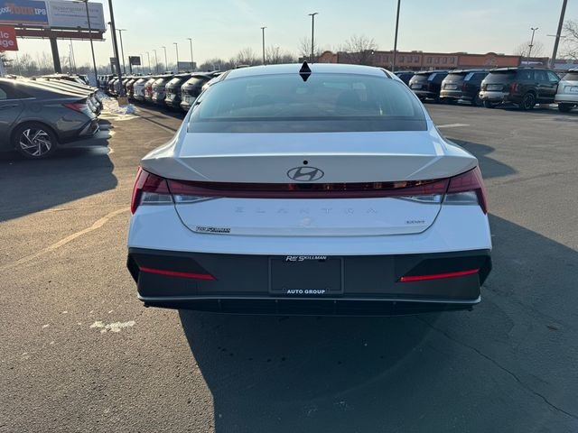 New 2026 White Hyundai Blue image 34