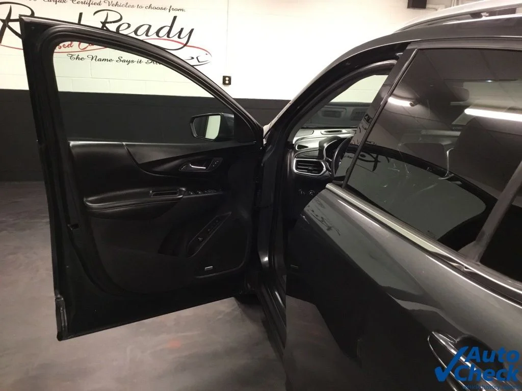 Used 2018 Gray Chevrolet Premier image 20