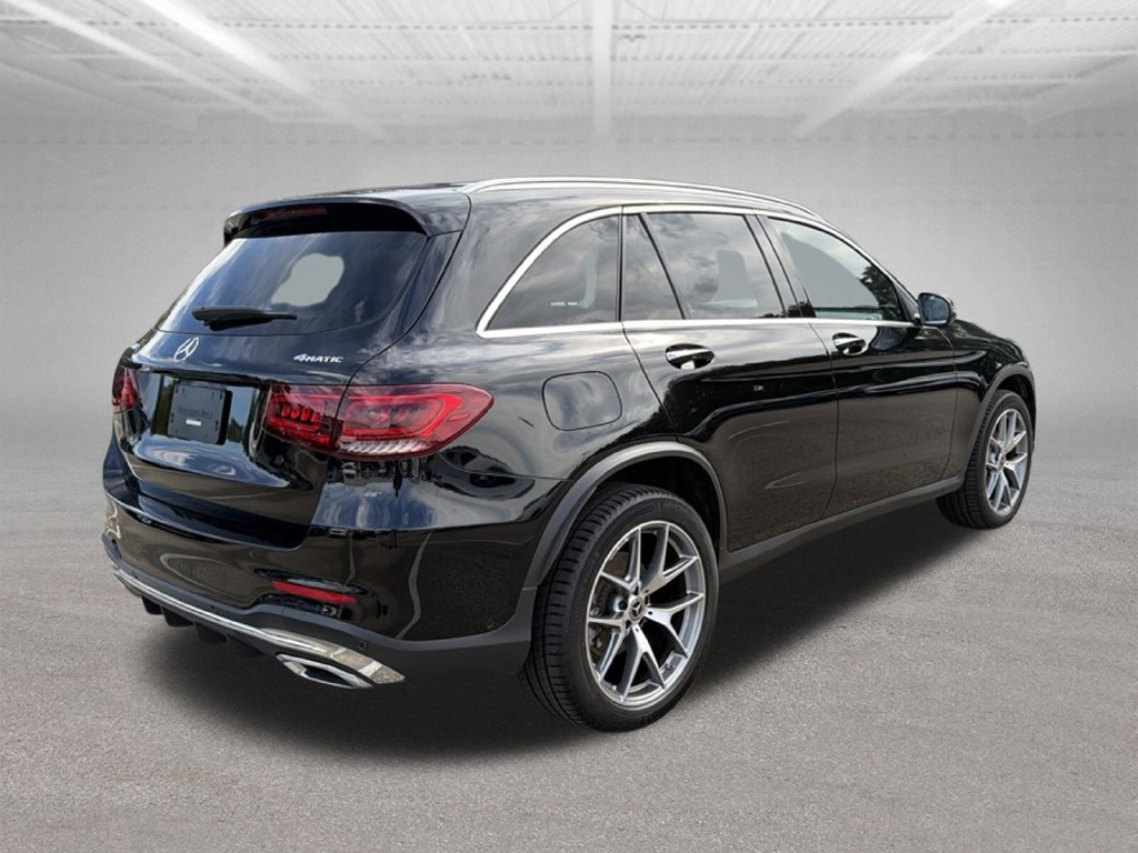 Certified Used 2022 Black Mercedes-Benz GLC 300 image 5