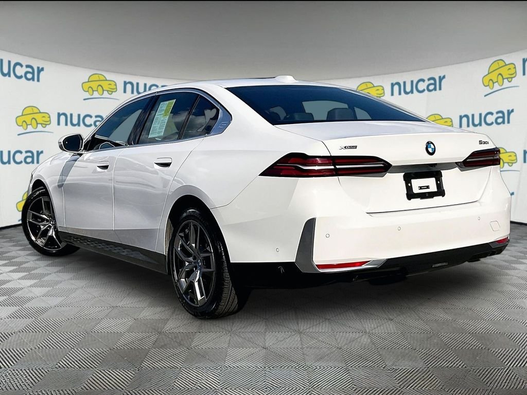 Used 2026 White BMW 530i xDrive image 4
