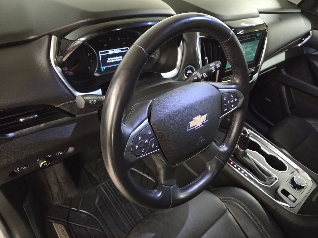 Used 2018 Beige Chevrolet Premier image 18