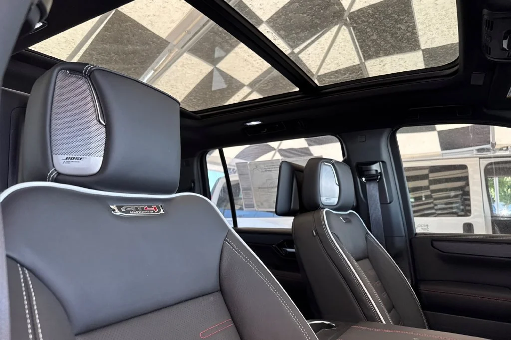 2026 GMC Yukon XL AT4 Ultimate - Photo 16