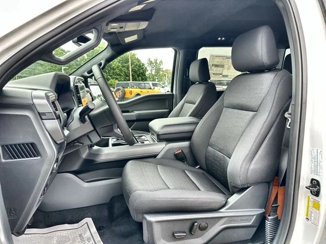 New 2026 White Ford XLT image 15
