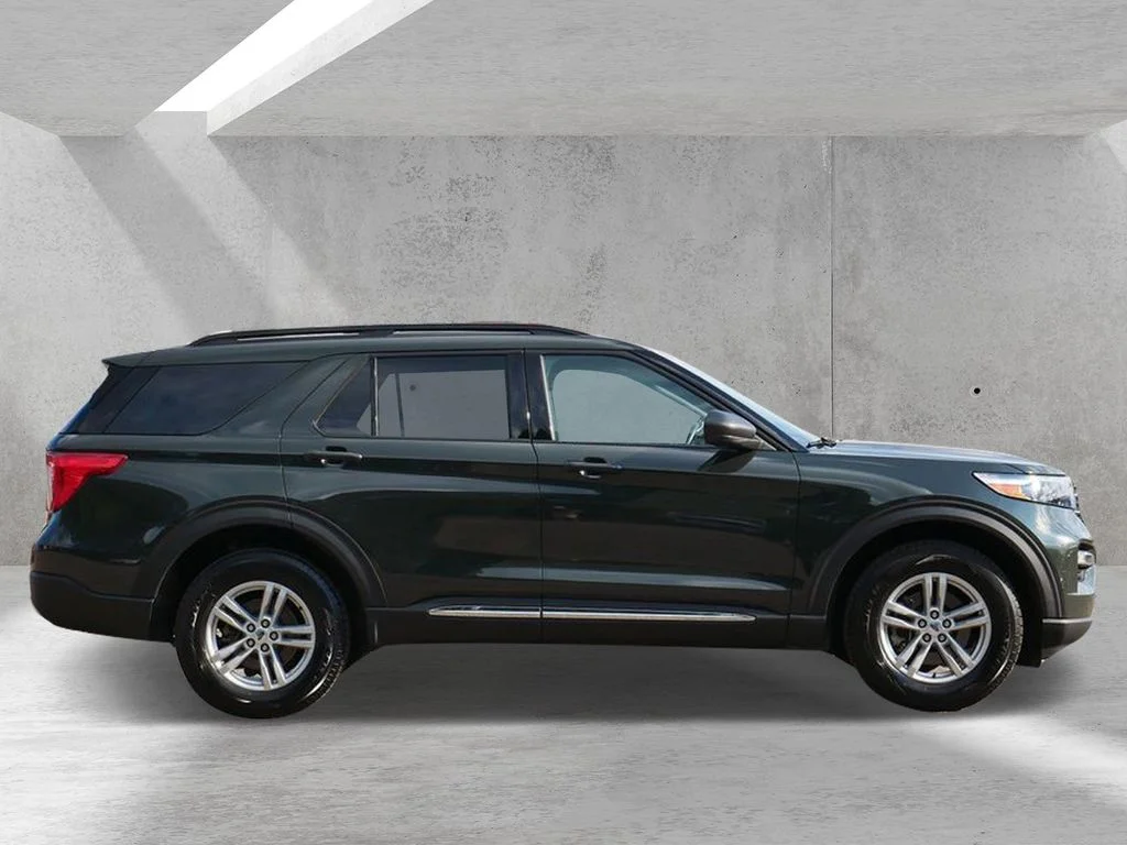Used 2023 Ford Explorer XLT with VIN 1FMSK8DH3PGA89755 for sale in White Bear Lake, Minnesota