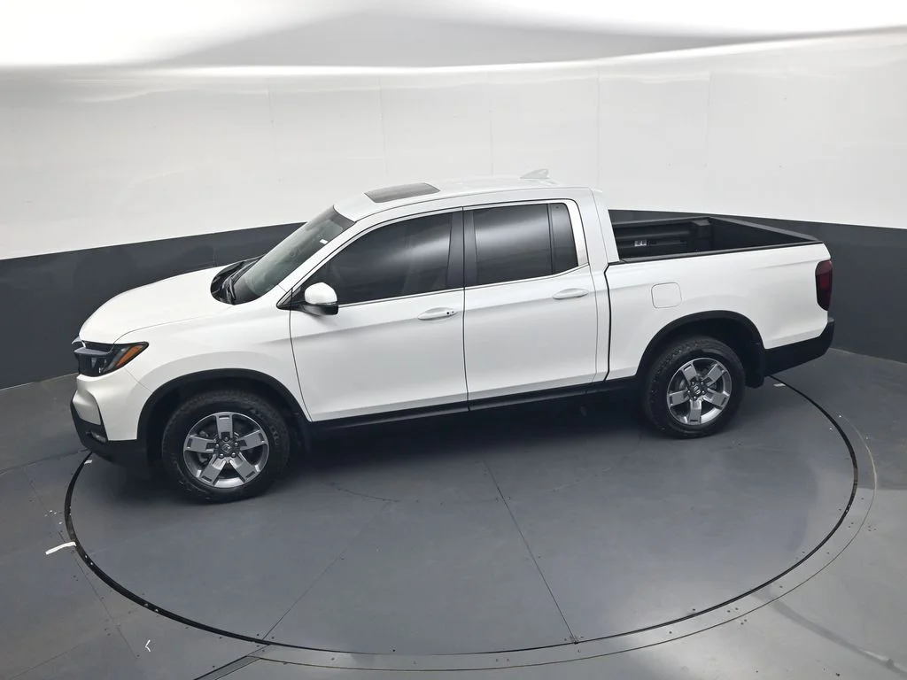 New 2026 Platinum White Pearl Honda RTL image 23