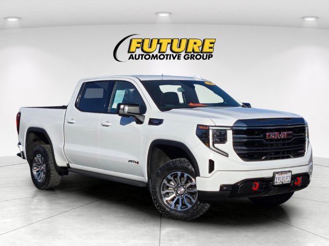 Used 2023 White GMC AT4 image 1