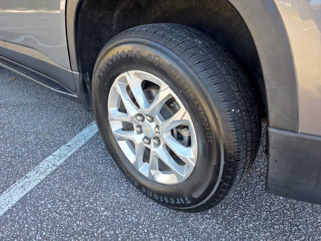 Used 2019 SATIN STEEL METALLIC Chevrolet LT Cloth image 30