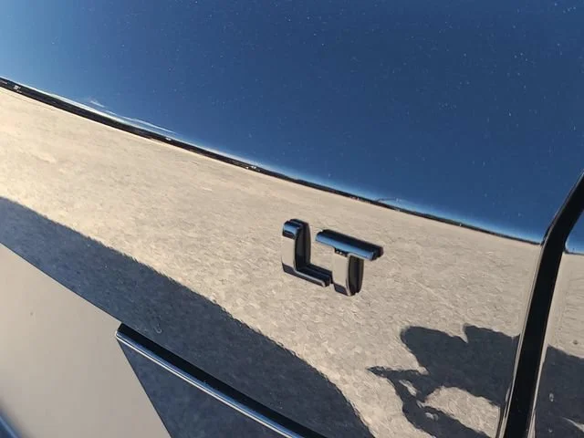 New 2026 Mosaic Black Metallic Chevrolet LT image 32