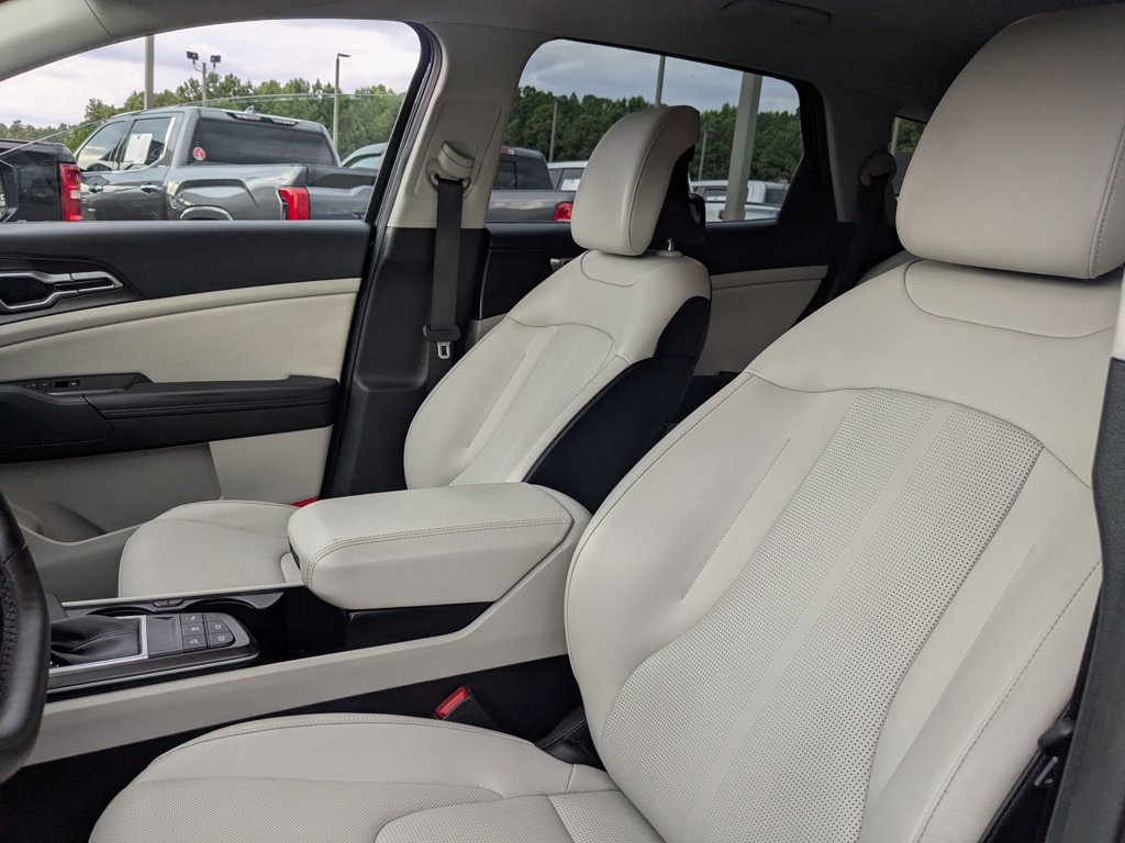 Used 2026 Ebony Black Kia EX image 14