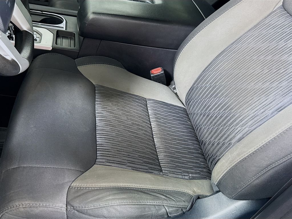 Used 2017 Silver Sky Metallic Toyota SR5 image 18