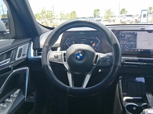 Used 2024 White BMW xDrive28i image 9