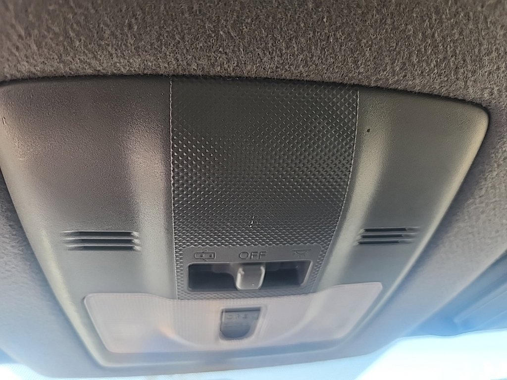 Used 2016 White Scion Base image 24