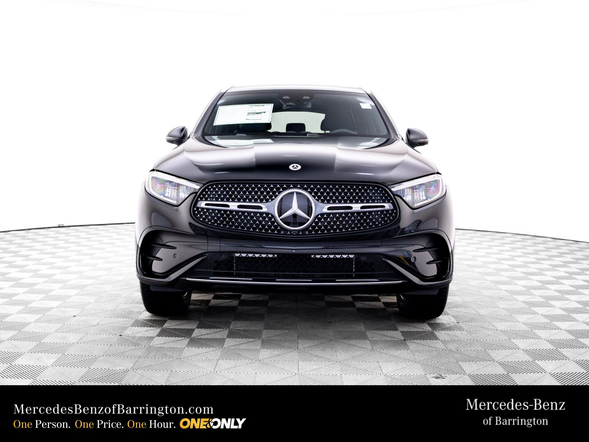 New 2026 Black Mercedes-Benz GLC 300 image 10