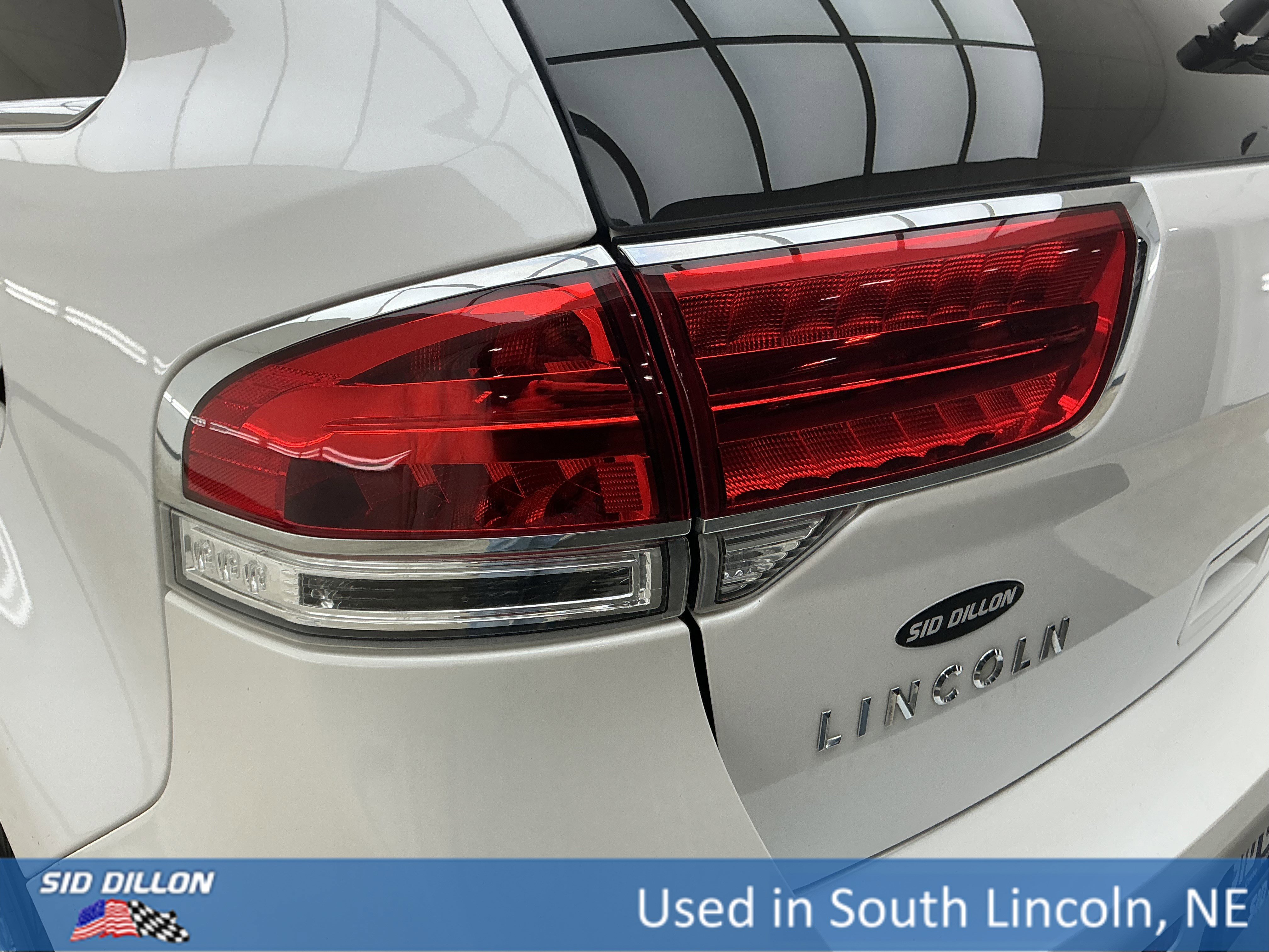 Used 2013  Lincoln  image 21