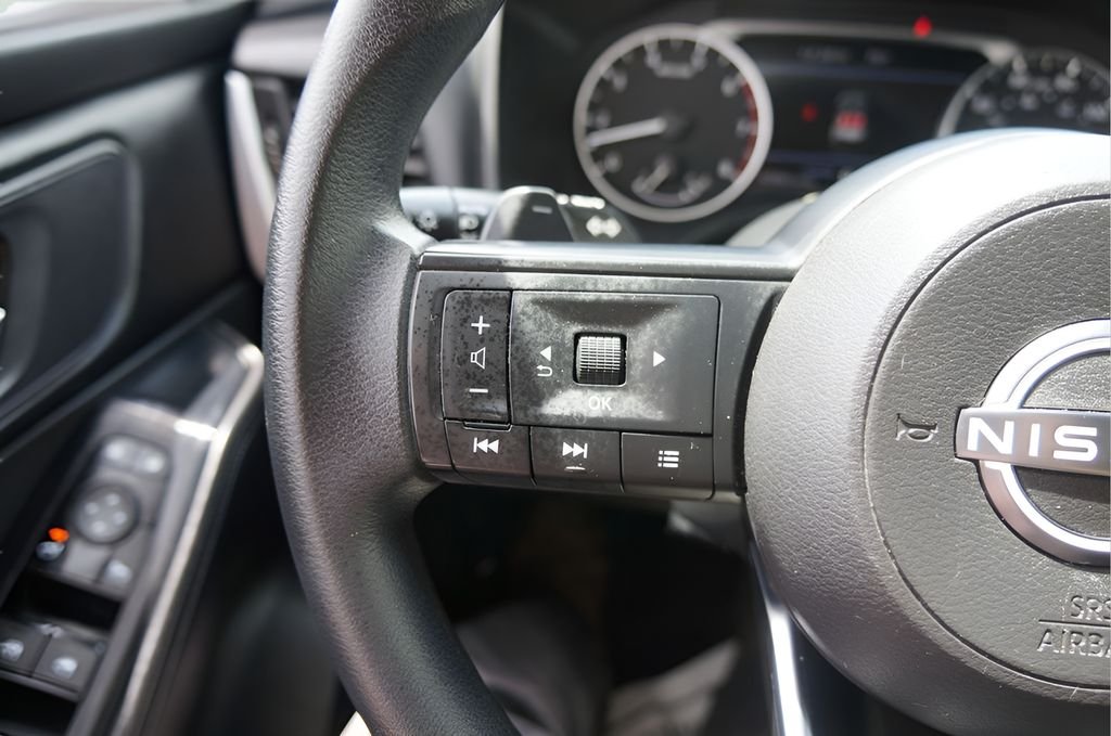 Used 2024 Brilliant Silver Metallic Nissan SV image 22