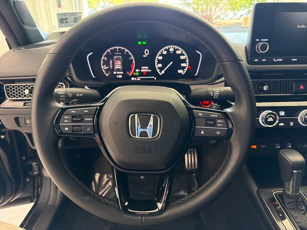 Used 2025  Honda Sport image 24
