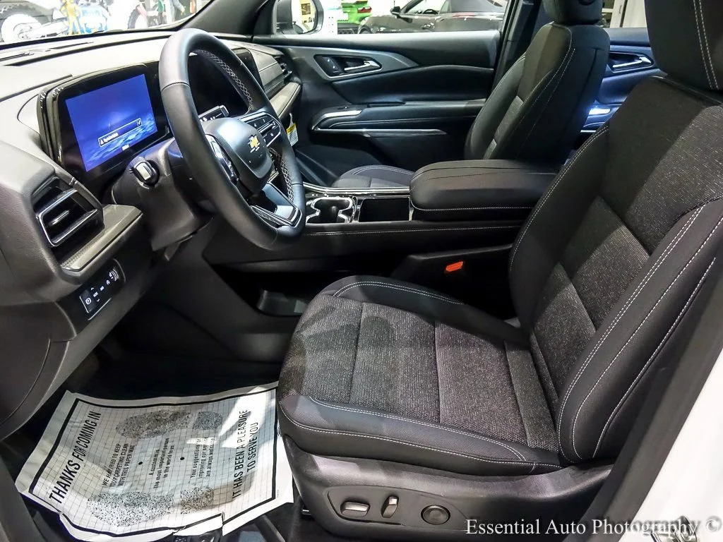 New 2026 Summit White Chevrolet LT image 9