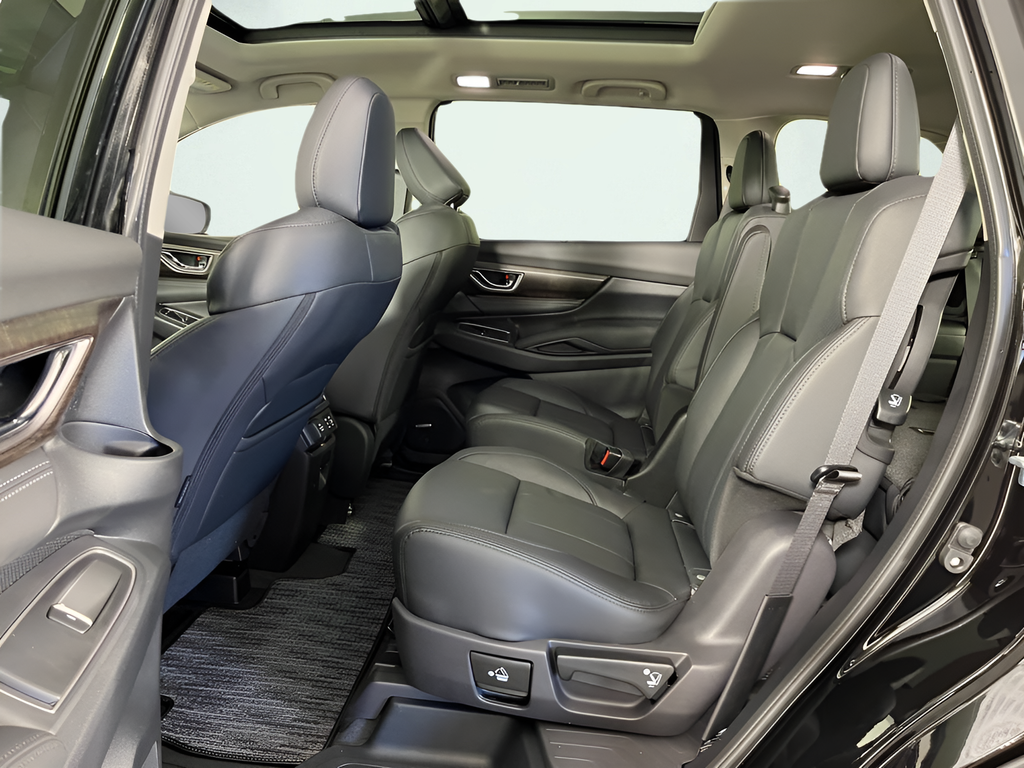New 2026 CRYSTAL BLACK SILICA Subaru Touring 7-Passenger image 10
