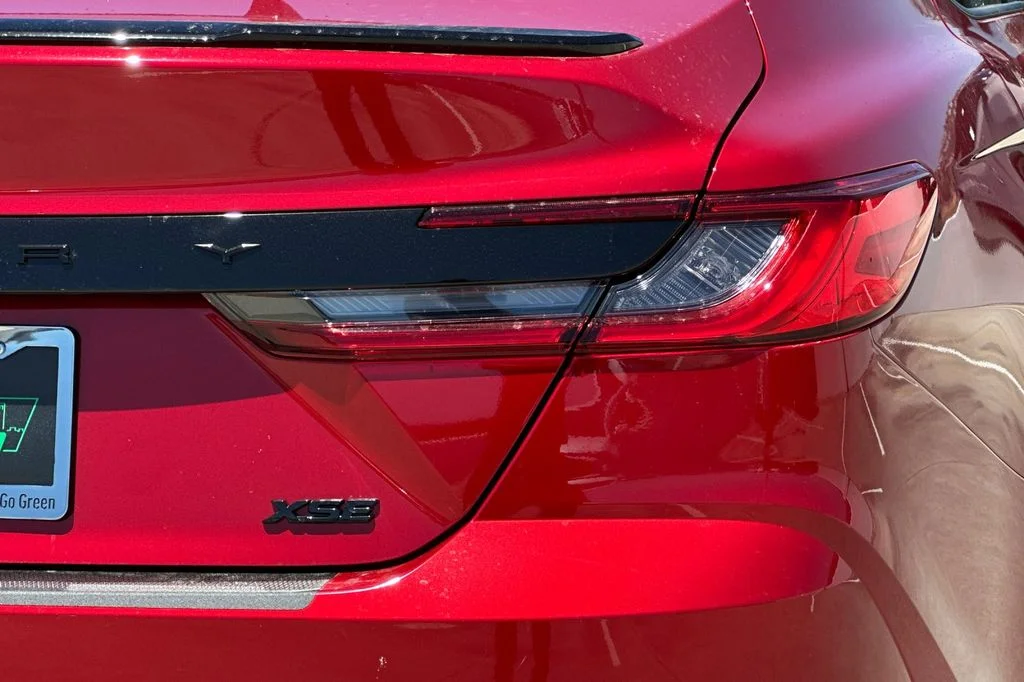 New 2026 Supersonic Red with Midnight Black Metallic roof <sup>1</sup> Toyota  XSE image 24