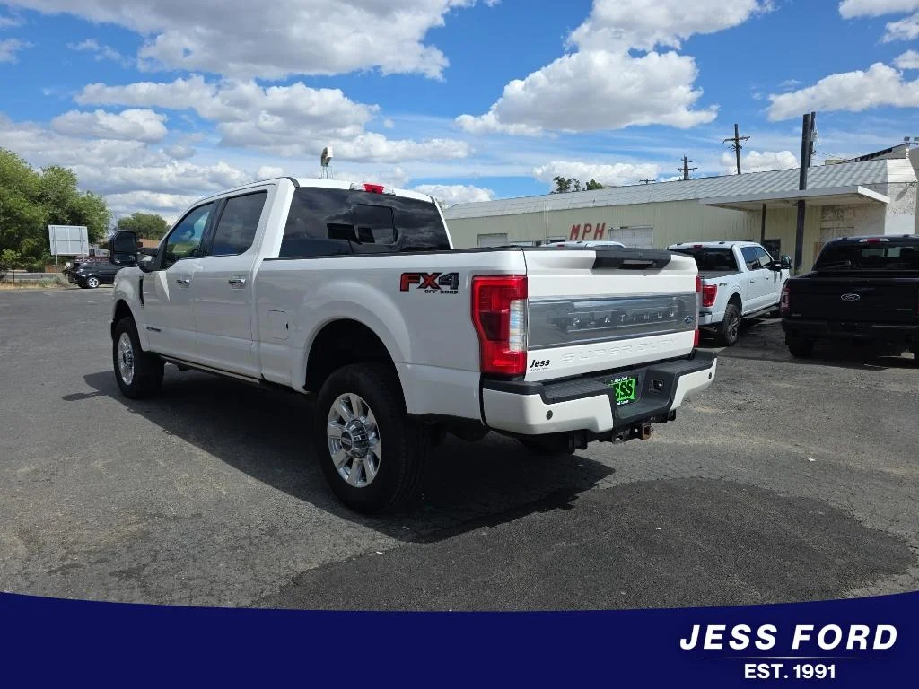 Used 2018 White Ford Platinum image 3