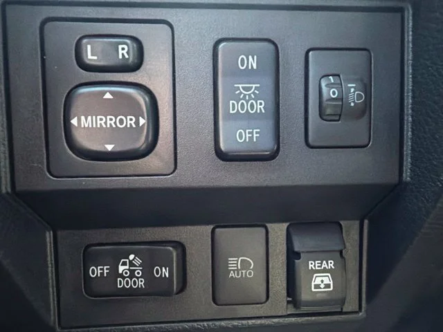 Used 2019 Black Toyota SR5 image 25