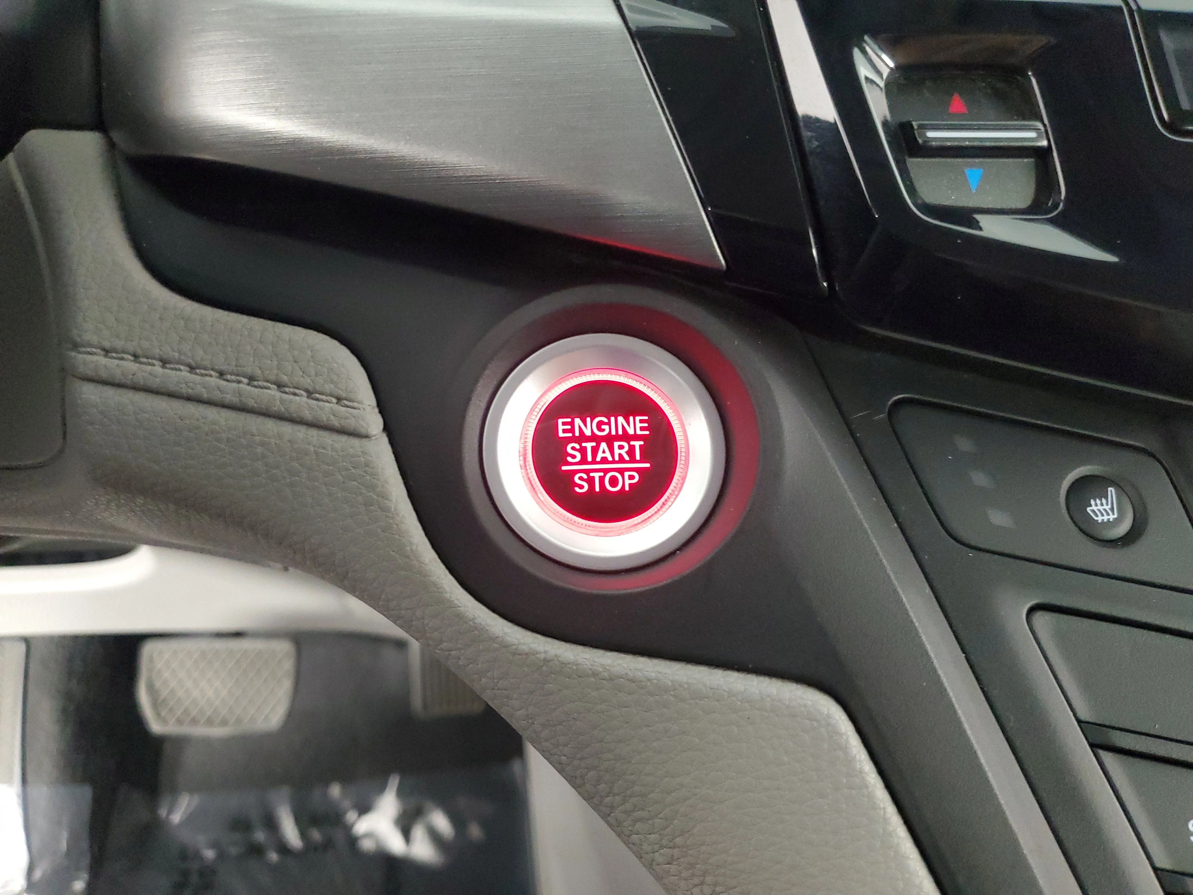 Used 2018 Modern Steel Metallic Honda EX-L image 22