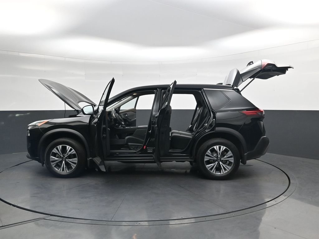 Used 2022 Black Nissan SV image 51