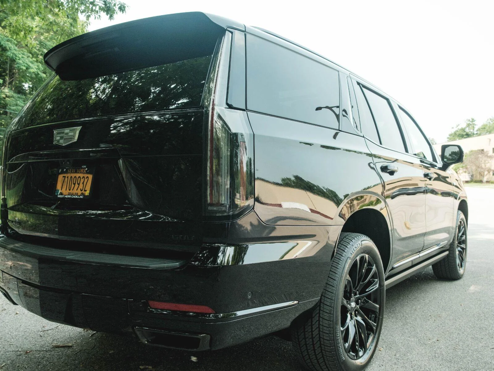 2026 Cadillac Escalade Sport - Photo 12