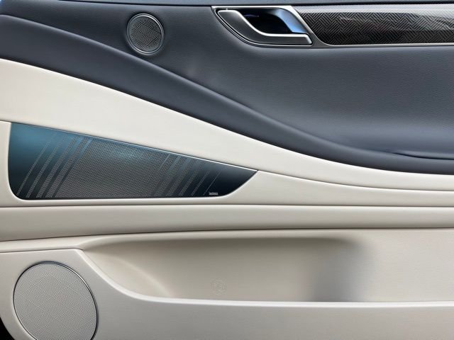 New 2024 Black Genesis 3.5T image 24
