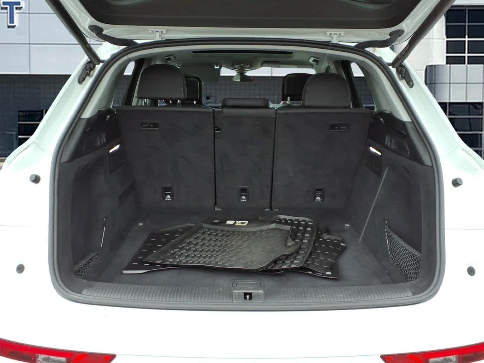Used 2022 Ibis White Audi S line Premium Plus image 6