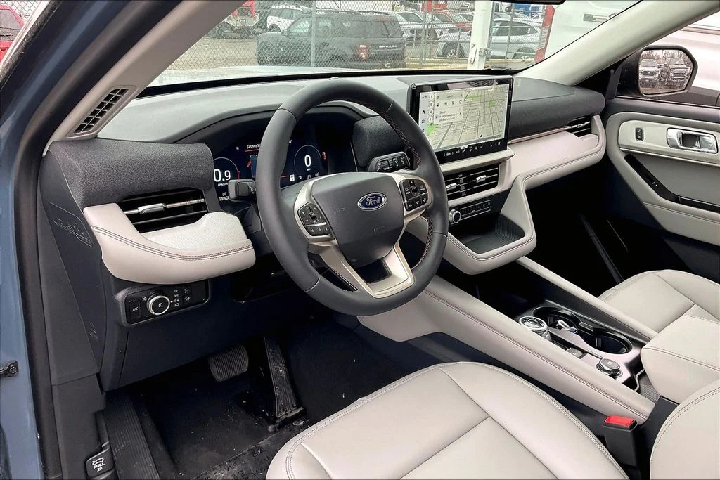 New 2026 Vapor Blue Metallic Ford Active image 8