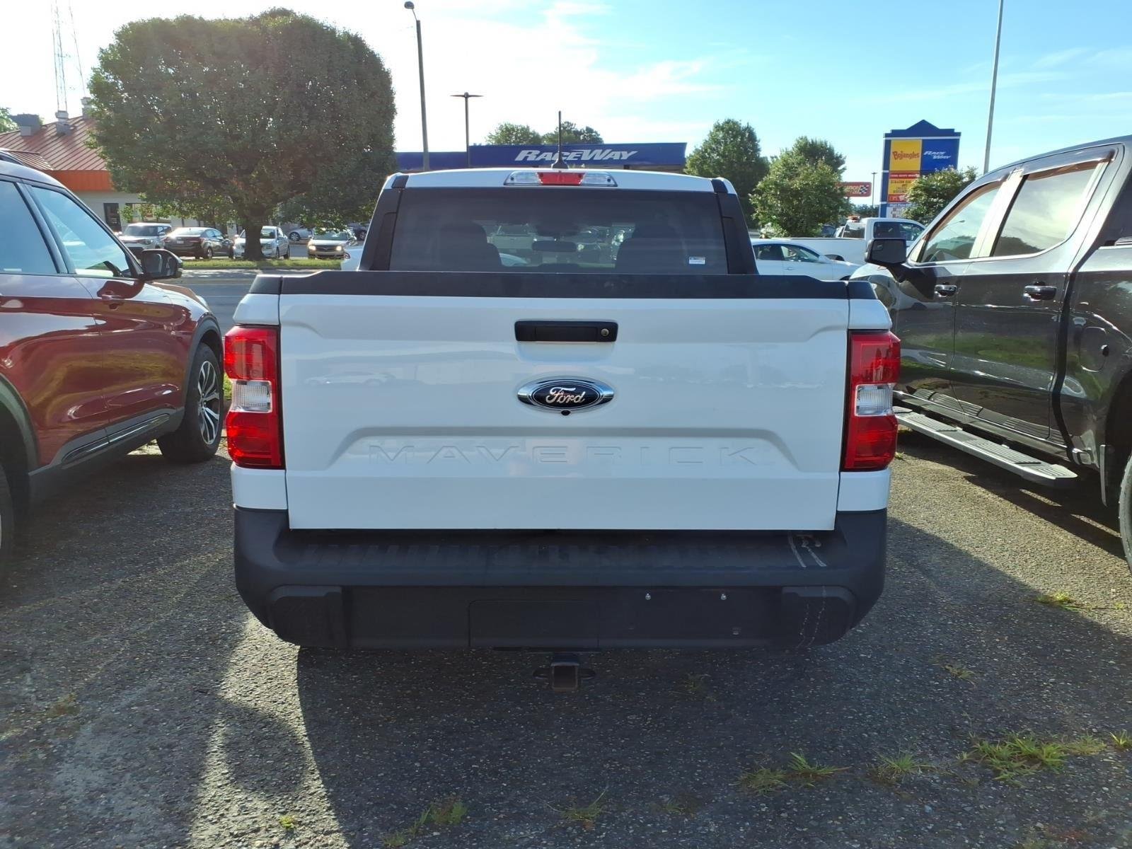 Used 2024 Oxford White Ford XL image 5