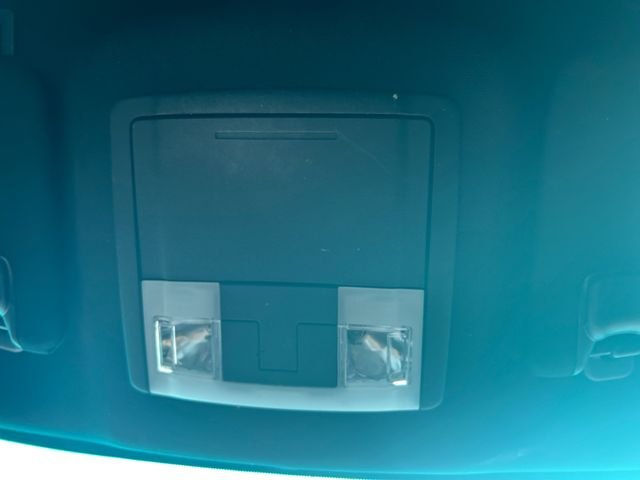 Used 2016 White Ford XLT image 29