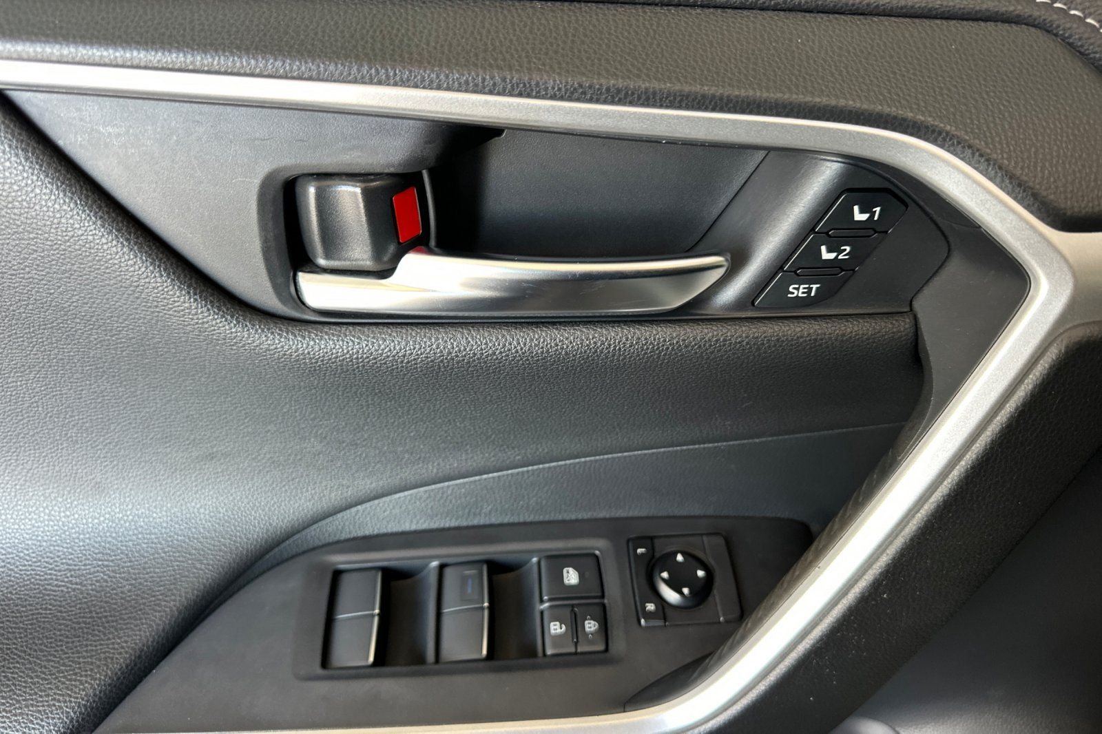 Used 2019 White Toyota Limited image 10