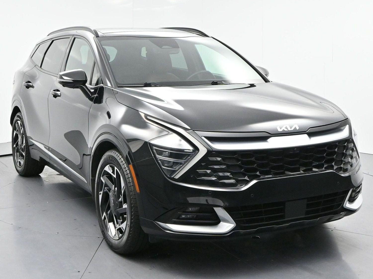Used 2024 Ebony Black Kia SX-Prestige image 2