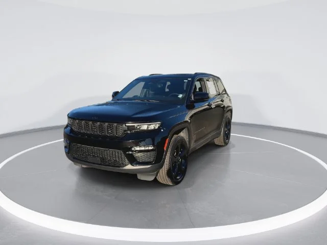 Used 2025 Black Jeep Limited image 4