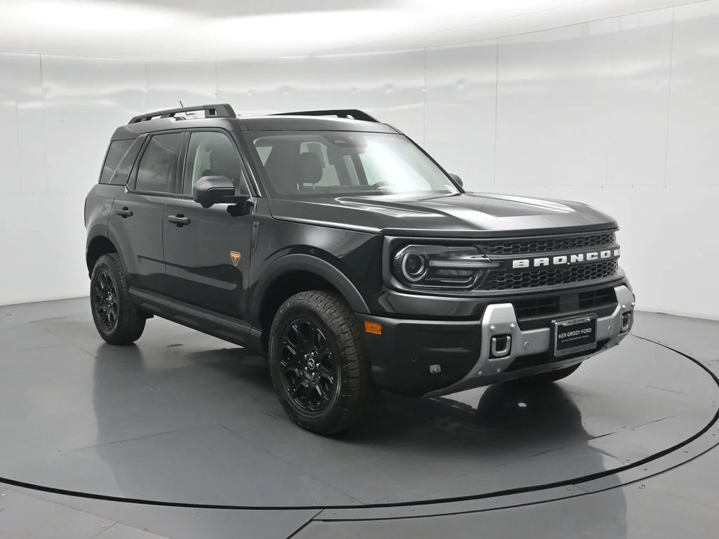 New 2026 Shadow Black Ford Badlands image 43