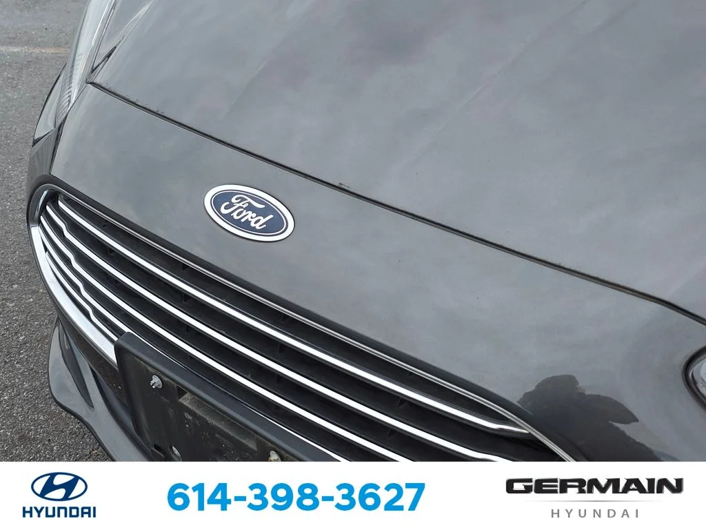 Used 2019 Gray Ford SE image 14