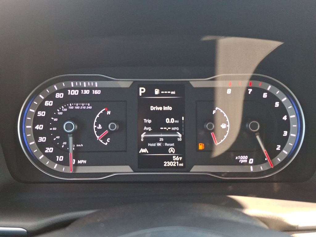 Used 2023 Black Hyundai SEL image 10