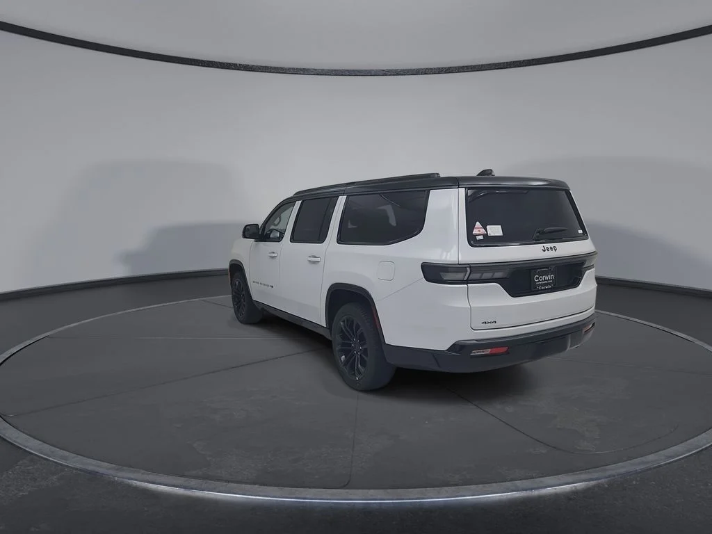 New 2026 Bright White Clear-Coat Exterior Paint Jeep Summit Obsidian image 13